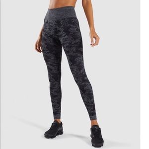 GYM SHARK CAMO SEAMLESS LEGGINGS